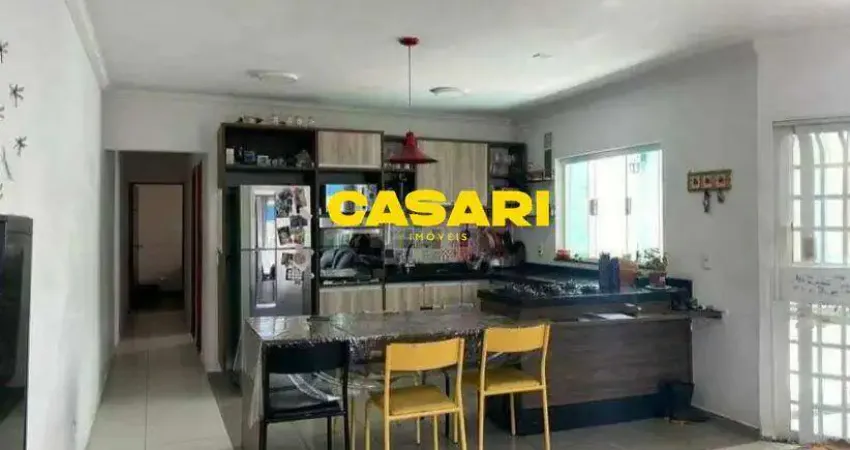 Casa térrea com suíte e área coberta à venda no Independência – São Bernardo do Campo