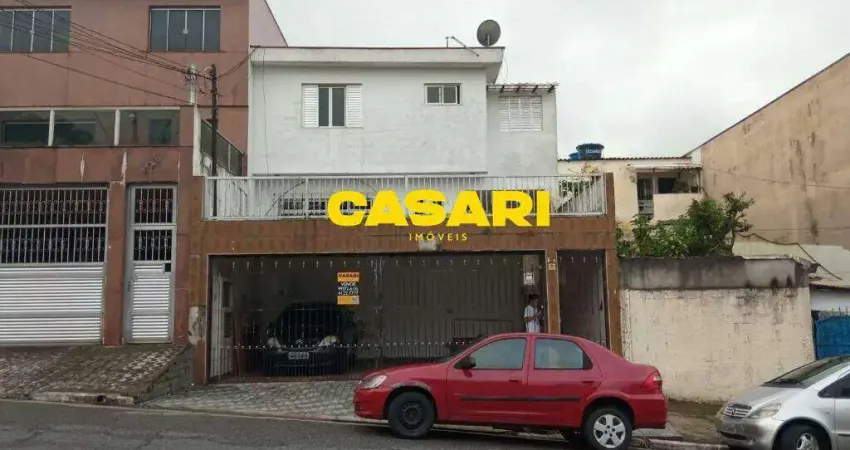 Sobrado com 3 casas à venda no Taboão – 231m² para investimento em São Bernardo do Campo
