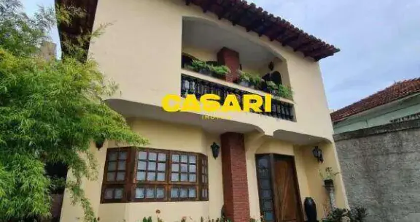 Sobrado com 5 dormitórios à venda, 348 m² - Centro - São Bernardo do Campo/SP