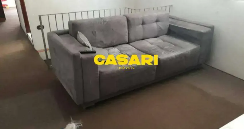 Sobrado à venda no jardim irene – 3 dormitórios, varanda e 2 vagas em santo andré