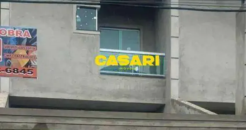 Sobrado Novíssimo com 2 Suítes e 95 m² à Venda – Santa Teresinha, Santo André/SP