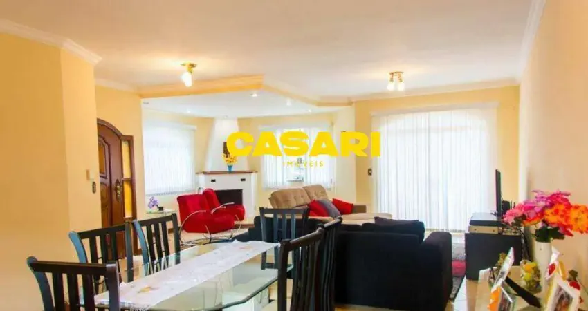Sobrado com 4 dormitórios à venda, 407 m² por R$ 1.790.000,00 - Vila Cecília Maria - Santo André/SP