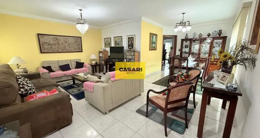 Sobrado amplo com 4 dormitórios, área gourmet e quintal arborizado à venda no centro de são bernardo do campo