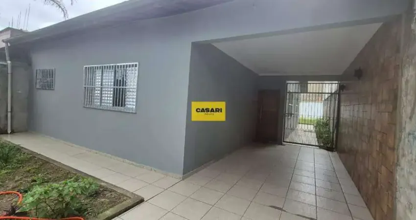 Casa térrea de laje (132m²) reformada, segura, com amplo quintal , 3 quartos (1 suíte) e 3 vagas – bairro dos casas!