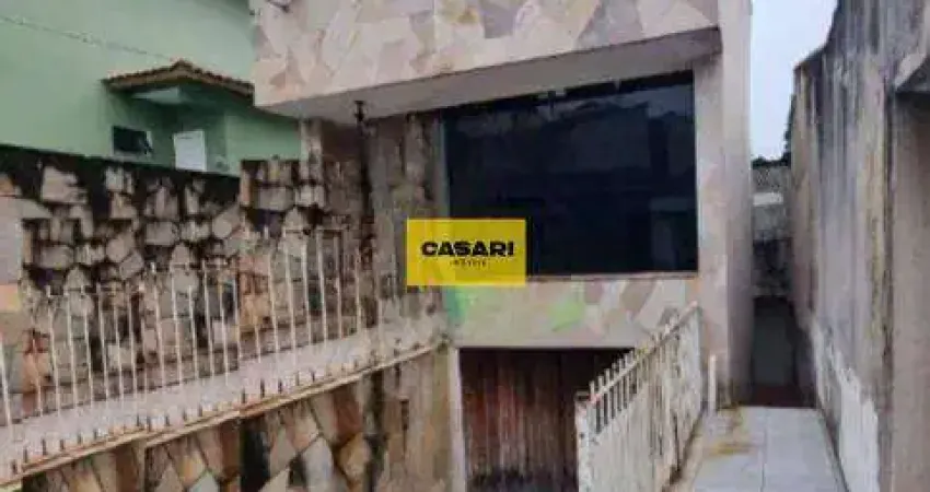 Sobrado à Venda em São Bernardo do Campo com 3 Dormitórios, Área Gourmet e 3 Vagas