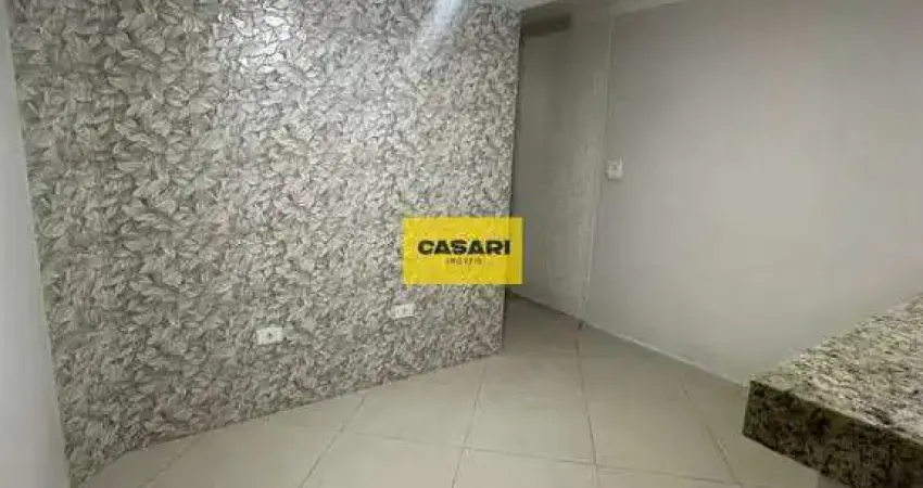 Sobrado à Venda no Alves Dias com 2 Dormitórios, Suíte e 2 Vagas Cobertas