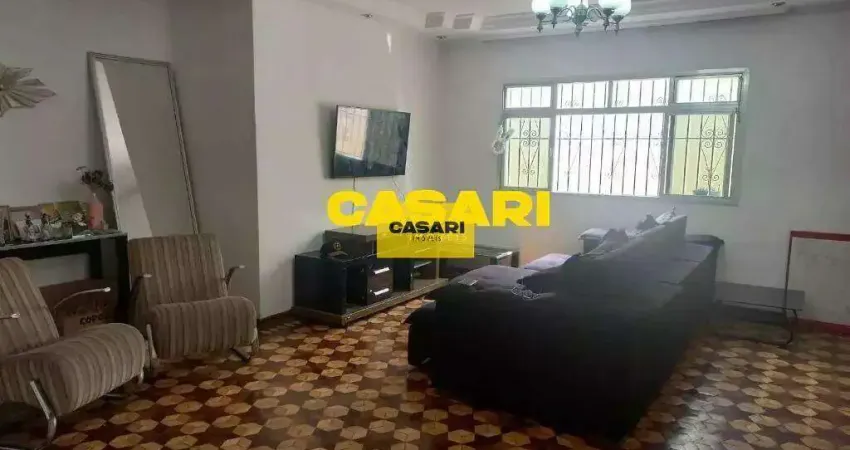 Casa para Locação no Rudge Ramos com 300m², 3 Quartos, Espaço Gourmet e Até 6 Vagas