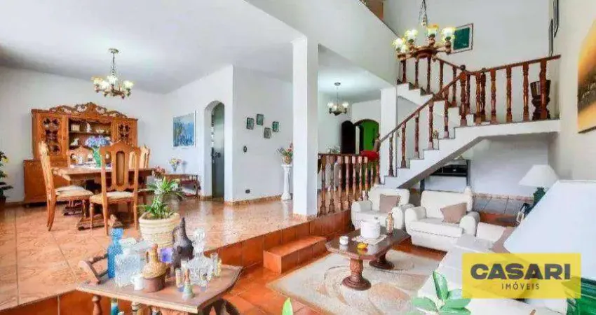 Sobrado com 3 dormitórios, 320 m² - venda por R$ 1.560.000,00 ou aluguel por R$ 8.350,00/mês - Jardim do Mar - São Bernardo do Campo/SP
