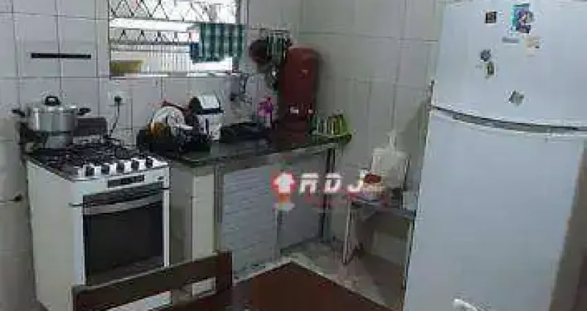 Village com 2 dormitórios à venda, 76 m² por R$ 424.000,00 - Encruzilhada - Santos/SP
