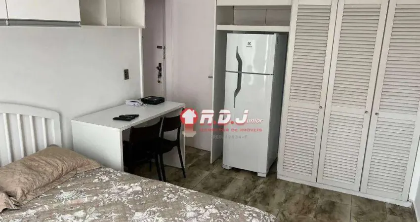 Kitnet com 1 dormitório para alugar, 35 m² por R$ 3.000,00/mês - Gonzaga - Santos/SP