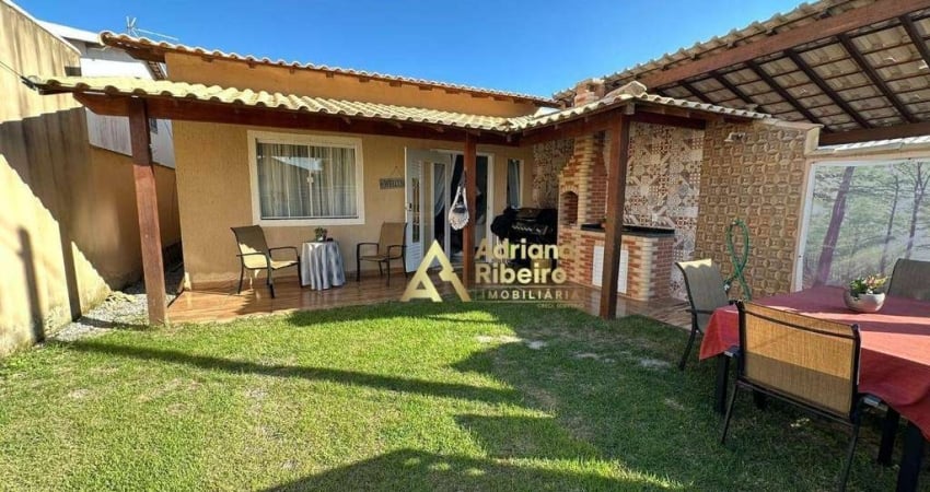 Casa com 2 dormitórios à venda, 72 m² por R$ 300.000,00 - Unamar - Cabo Frio/RJ