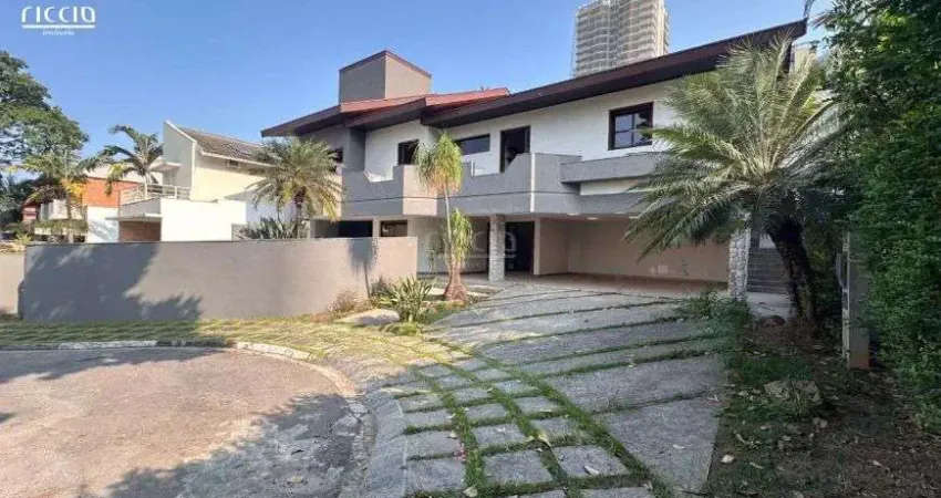 CONDOMINIO AQUARIUS I - SOBRADO REFORMADO COM 550M2 TERRENO E 450m2 construídos avalia permuta