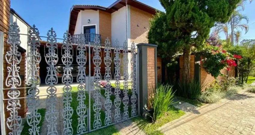 Condomínio Colinas sobrado com 316m2 com area gourmet + edicula - avalia troca com apartamento