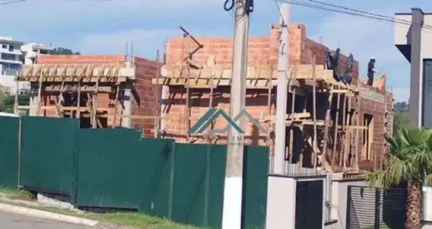 Casa com 3 dormitórios, sendo 1 suíte à venda, 382 m² por R$ 2.500.000 - Reserva Santa Anna - Santana de Parnaíba/SP