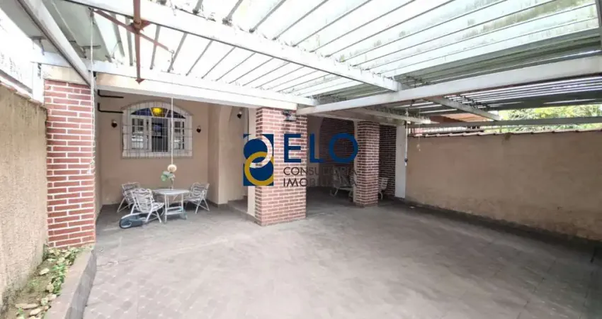 Casa sobrado à venda em santos-sp, no gonzaga, com 3 quartos, 1 suíte, 3 salas, 4 banheiros, 3 vagas de garagem e 300m² de área.