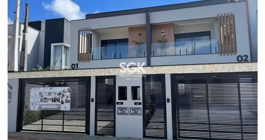 Sobrado Geminado Alto Padrão no Residencial Ibiza | 3 Suítes, Jacuzzi e Automação | Jardim Sofia, Joinville