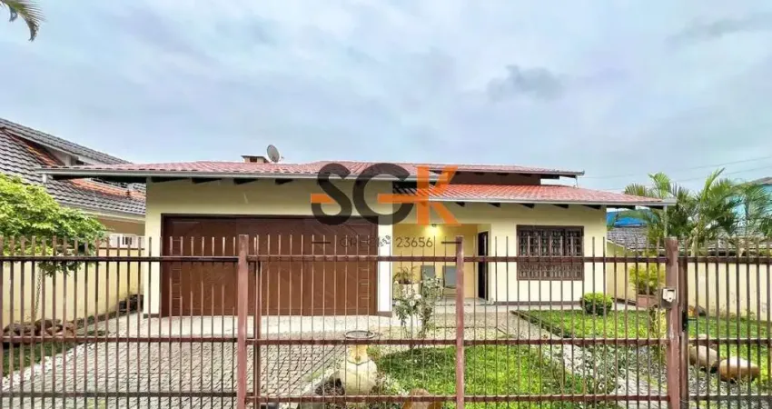 Seu refúgio completo no saguaçu ? casa ampla com piscina, home office e localização privilegiada!