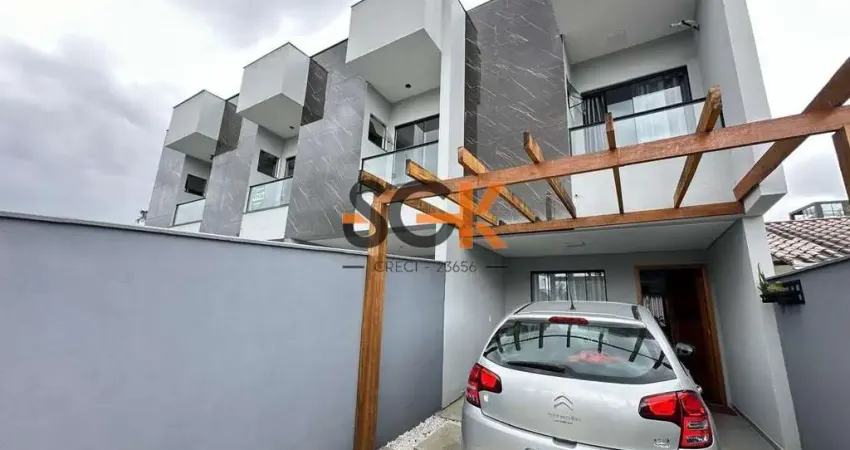 Sobrado geminado com 2 suítes, 2 vagas e amplo quintal - costa e silva, joinville