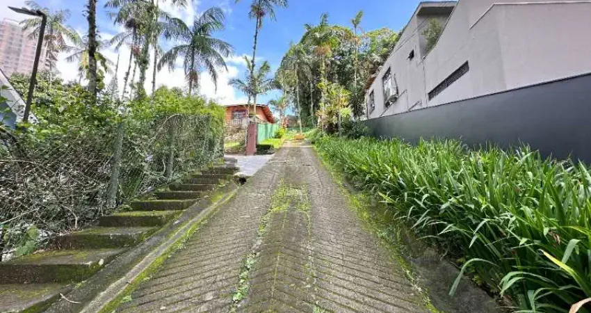 Terreno à venda em joinville-sc, bairro atiradores, com 4.239,00 m² de área: oportunidade imperdível!