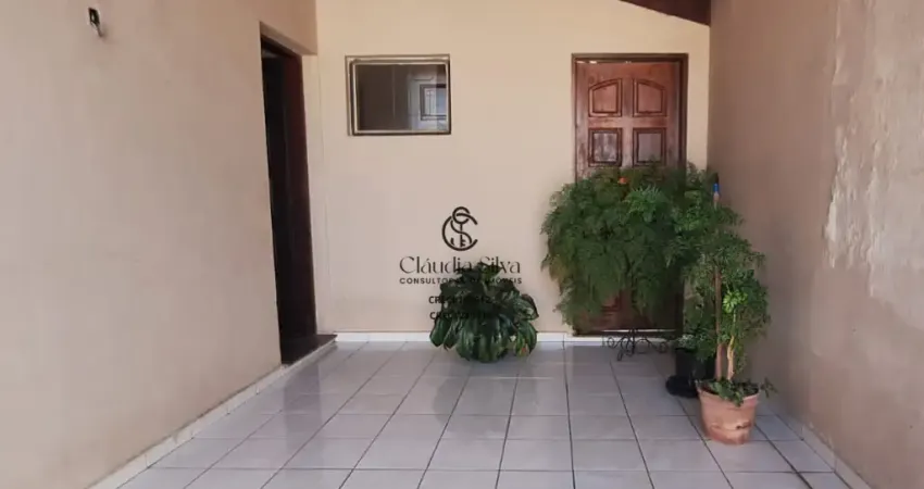 Excelente casa em Pindamonhangaba – 3 quartos, suíte e edícula com quarto!