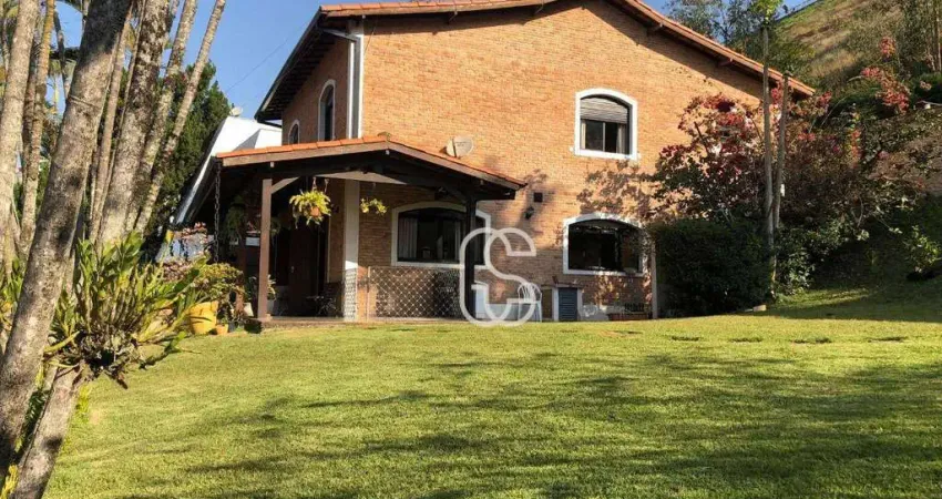Casa com 4 dormitórios à venda, 256 m² por R$ 1.650.000,00 - Centro - Guararema/SP