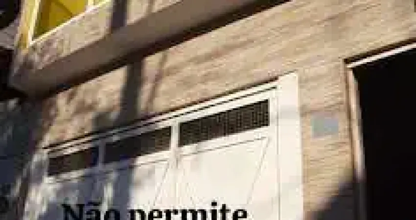 Sobrado no Soberana com 3 dormitórios à venda, 200 m² por R$ 320.000 - Cidade Soberana - Guarulhos/SP