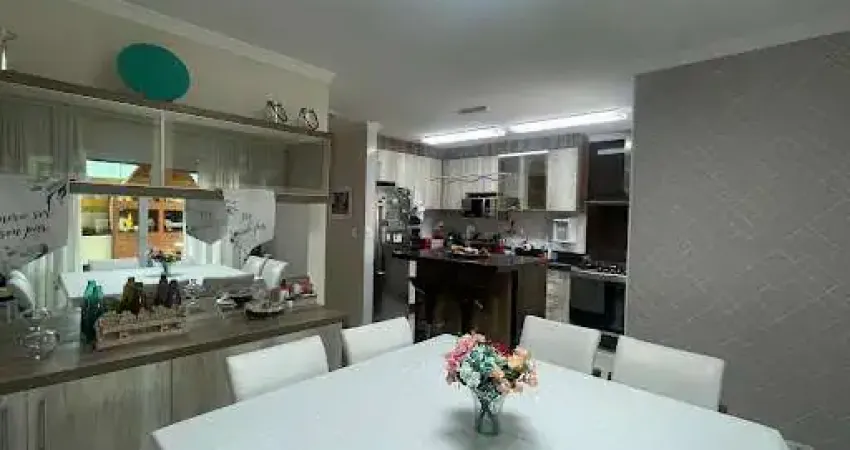 Sobrado com 3 dormitórios à venda, 126 m² por R$ 1.065.000,00 - Portal dos Gramados - Guarulhos/SP