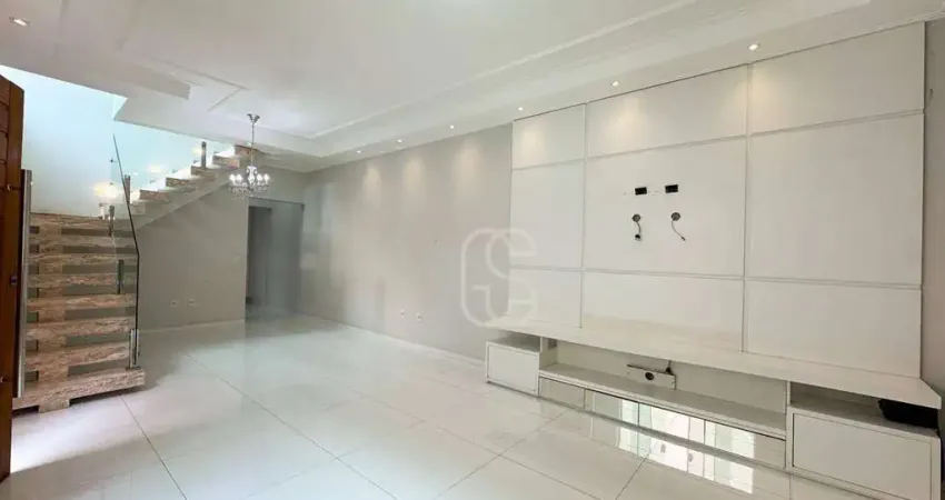 Casa com 3 dormitórios à venda, 127 m² por R$ 799.999,99 - Centro - Arujá/SP