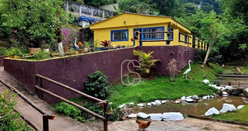 Chácara com 3 dormitórios à venda, 1060 m² por R$ 750.000 - Chácaras Copaco - Arujá/SP