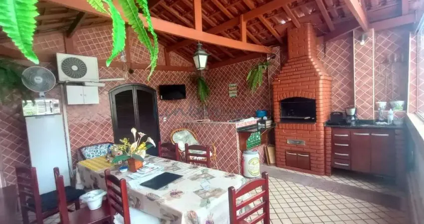 Casa com 4 quartos à venda no Jardim Helena, Taboão da Serra 