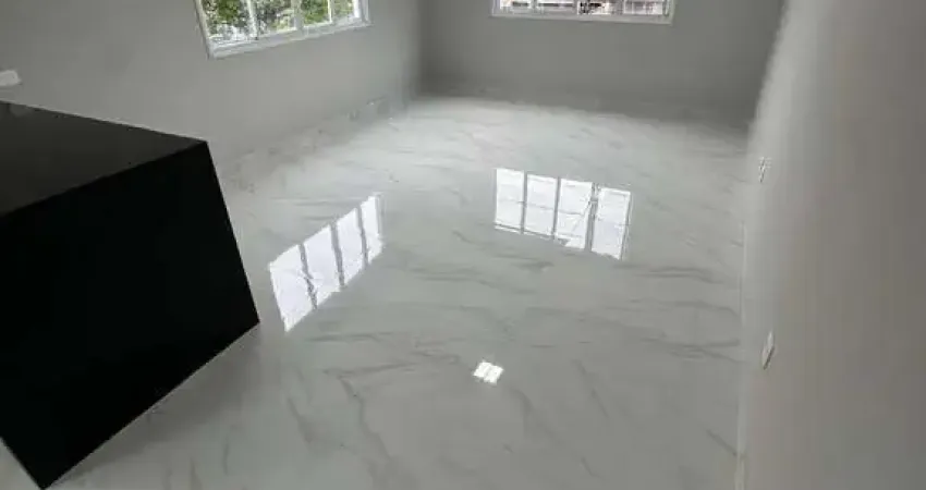 Casa com 3 quartos à venda no Boqueirão, Santos