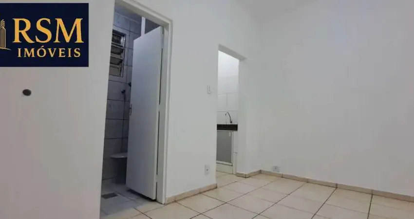 Kitnet / Stúdio à venda no Embaré, Santos