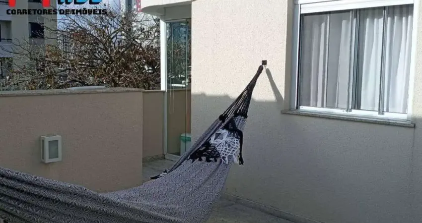 Apartamento garden na mooca com quintal privativo projetado por arquiteta