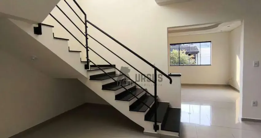 Sobrado Residencial à venda, Residencial Estoril, Taubaté - SO0014.