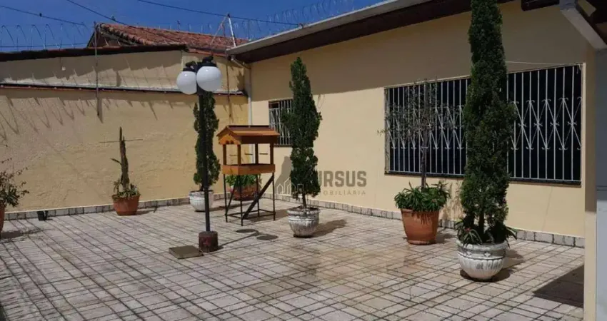 Casa com 3 dormitórios à venda, 100 m² por R$ 530.000,00 - Jardim Gurilândia - Taubaté/SP