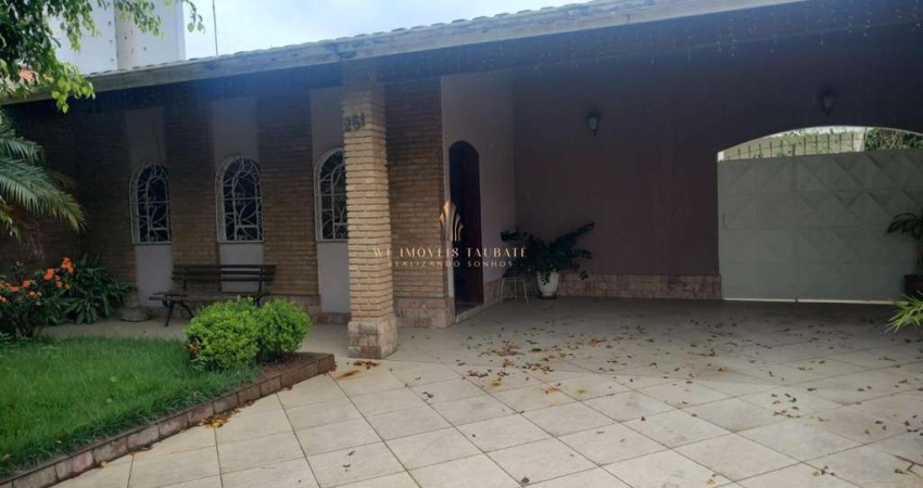 Casa de condomínio à venda, no Condomínio Marajoara,  em Taubaté, Jardim Marajoara, com 4 quartos, 420m²