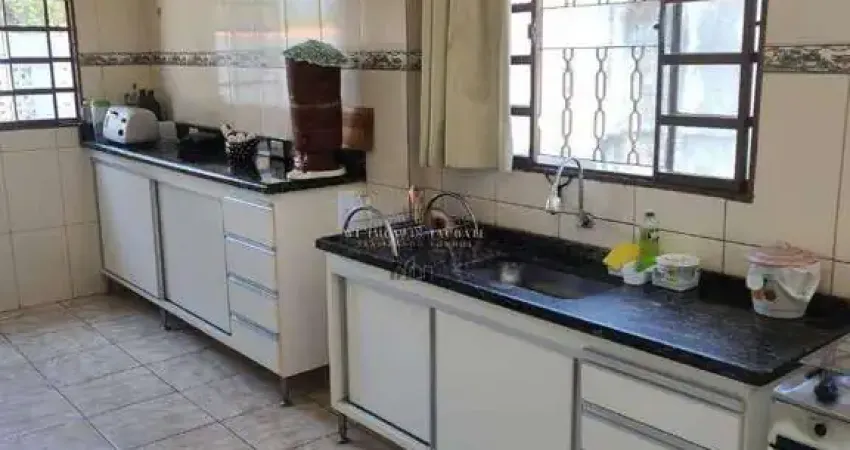 Casa com 3 dormitórios à venda, 124 m² por R$ 350.000,00 - Crispim - Pindamonhangaba/SP