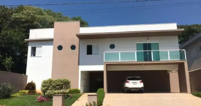 Sobrado no Condomínio Pedra Grande em Atibaia SP.  5 dormitórios,  piscina, área gourmet, quadra e pomar
