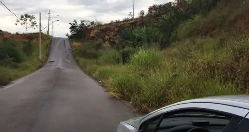 Terreno à venda na Rua Doutor Gonçalo de Moura, São Damião, Vespasiano