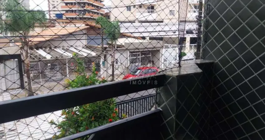 Apartamento com sacada- caiçara - 83m²- 2 quartos -200 metros do mar