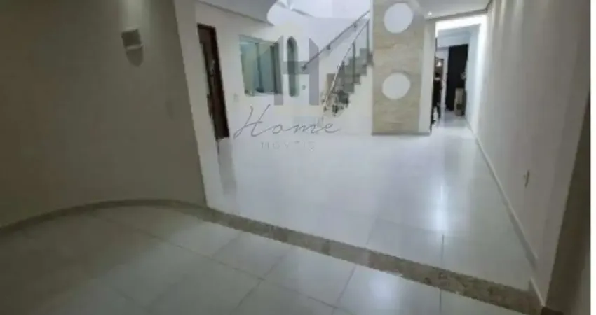 Sobrado à venda com 264m² 4 dormitórios sendo 1 suíte. Bairro Vila Pires. Santo André.