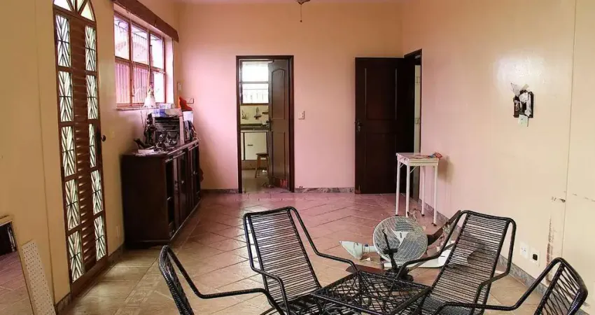 Casa à venda, 4 quartos, 1 suíte, 6 vagas, esplanada - governador valadares/mg