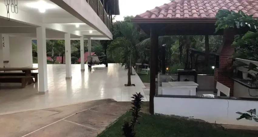 Sítio à venda, 8 quartos, 10 vagas, santo antônio do pontal - goiabal (governador valadares)/mg