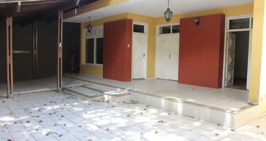 Casa à venda, 6 quartos, 3 suítes, 3 vagas, esplanada - governador valadares/mg