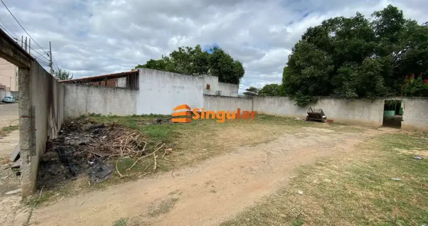 Terreno à venda no Tiradentes, Governador Valadares 