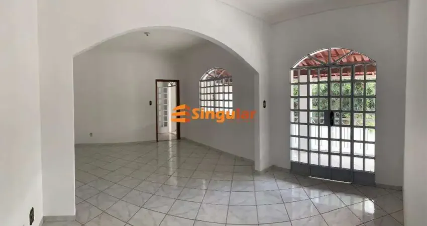 Casa duplex à venda com 2 quartos sendo 1 suite no bairro vale verde,