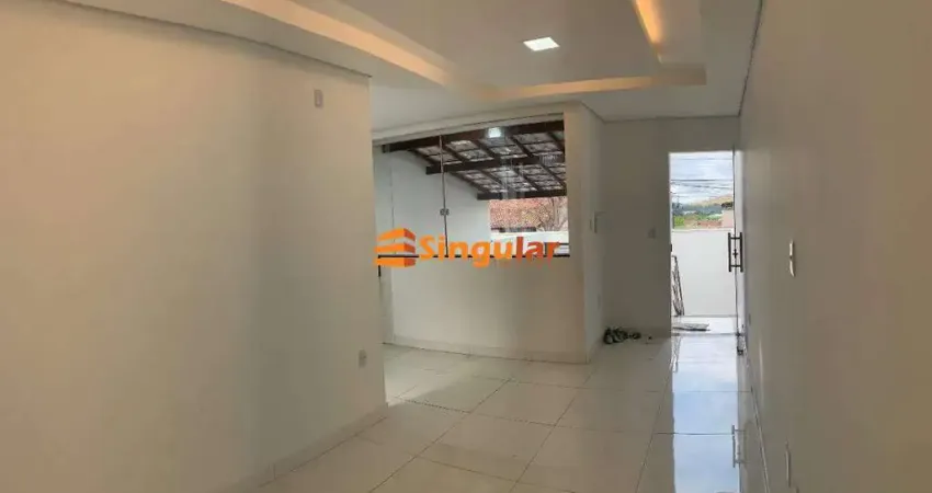 Casa com 2 quartos à venda no Caravelas, Governador Valadares