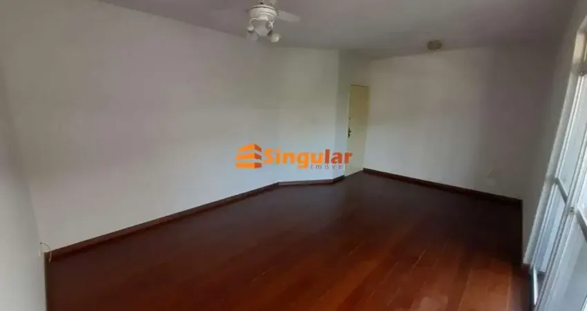 Apartamento com 3 quartos sendo 1 suíte com sacada no bairro esplanada