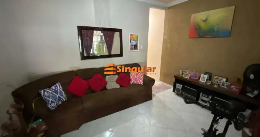 Casa com 3 quartos à venda no Santos Dumont I, Governador Valadares 