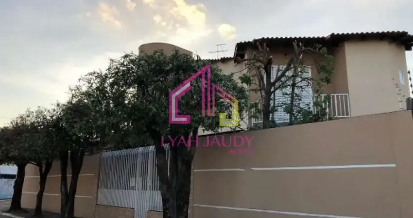 Casa à Venda no  MORADA DO OURO, Cuiabá, MT - 270 m², 4 vagas,3 dorm,1 suíte,toda murada com muros
